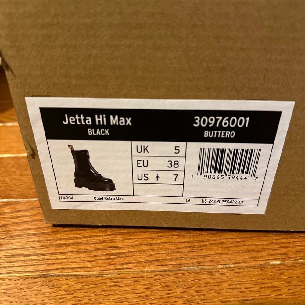 Dr. Martens Jetta Hi Max Leather Platform Boot Women’s US7/EU38 - Picture 9 of 9